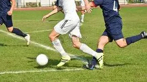 国足尴尬再败卡塔尔，出线形势仅存理论希望